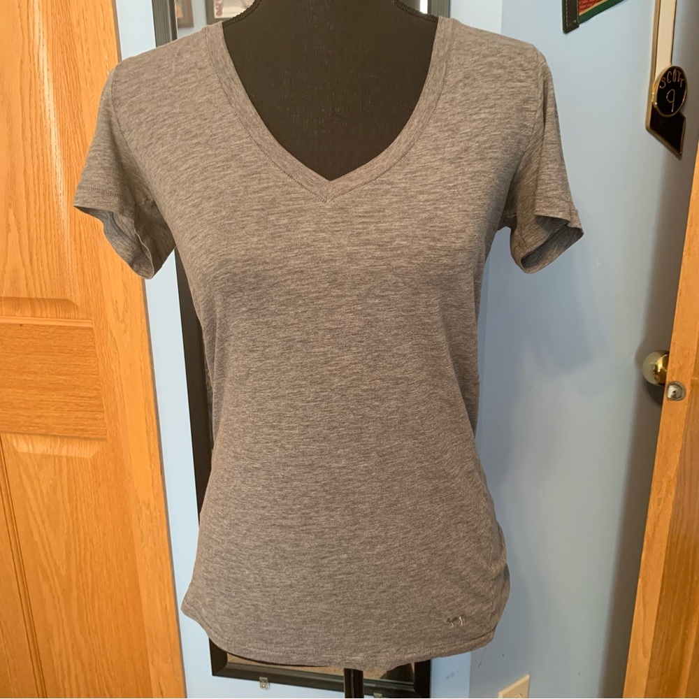 Victoria’s Secret PINK Gray Tee Size Small